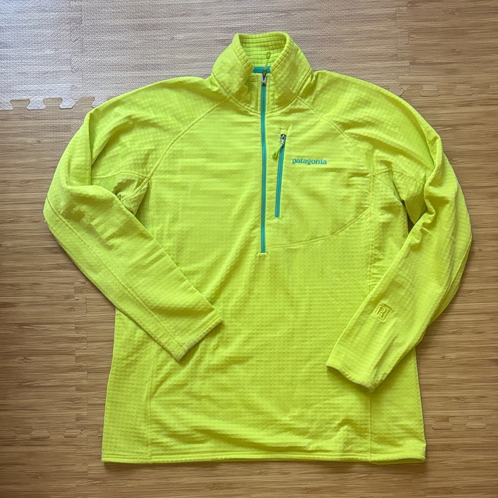 Patagonia R1 Women’s Neon Yellow 1/4 zip XL